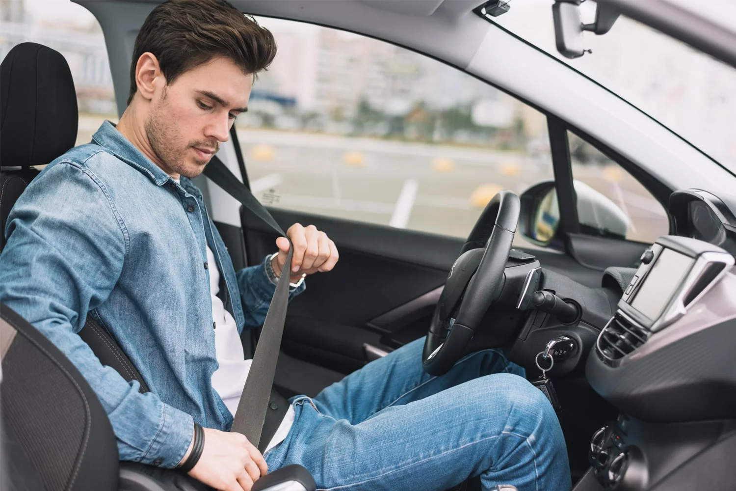 Hitting the road the right habits for a safe and worry-free drive